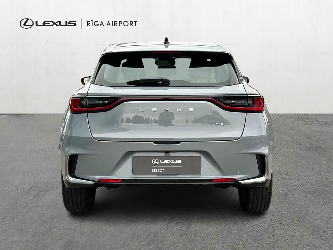 LEXUS LBX