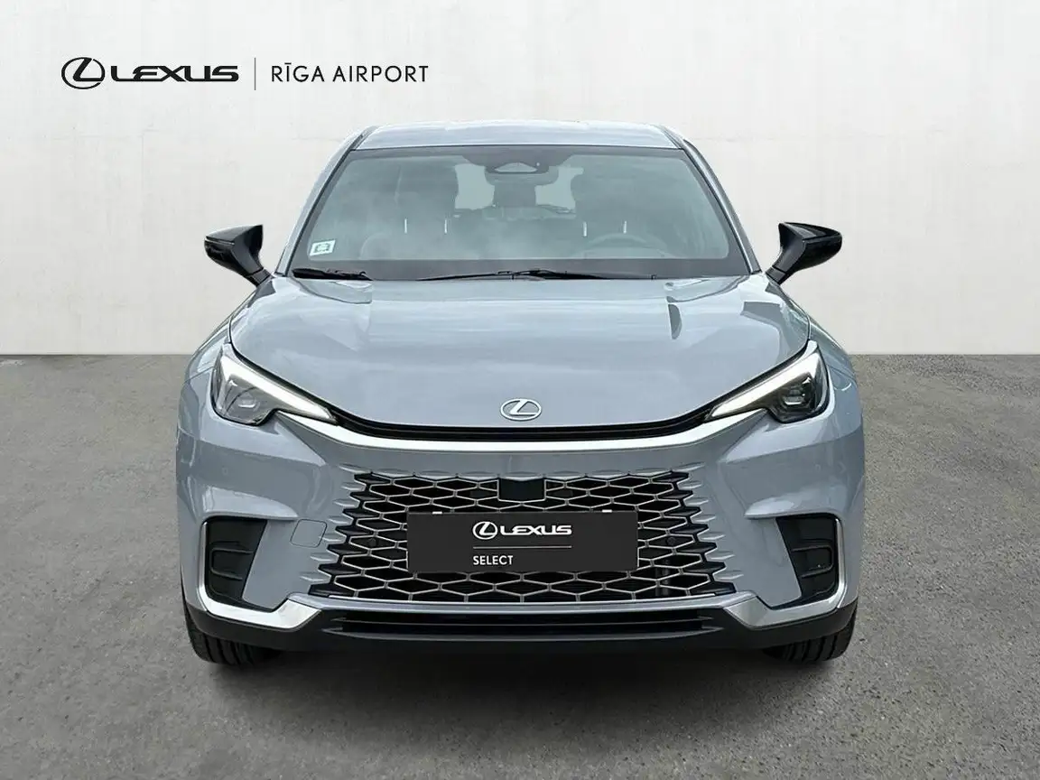 LEXUS LBX