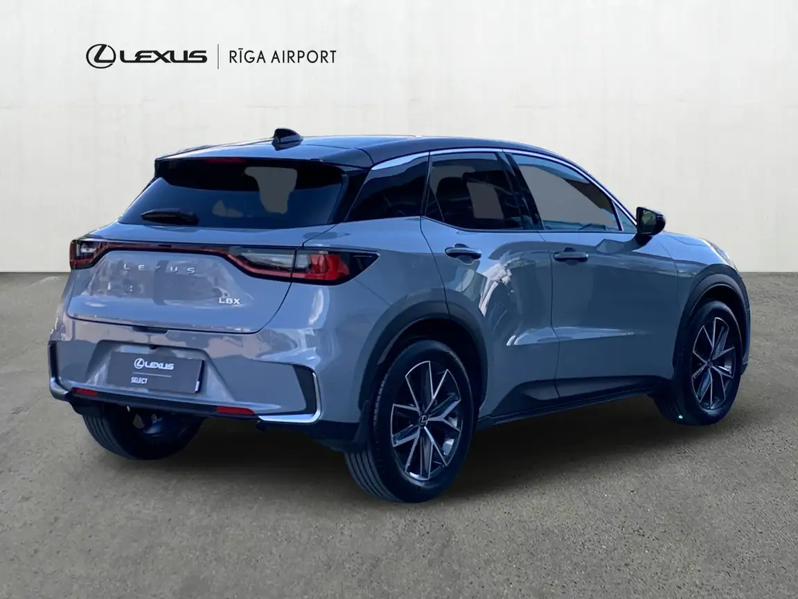 LEXUS LBX