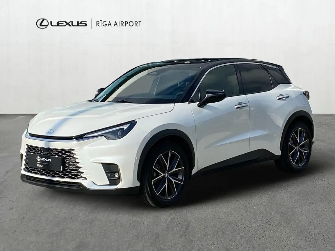 LEXUS LBX