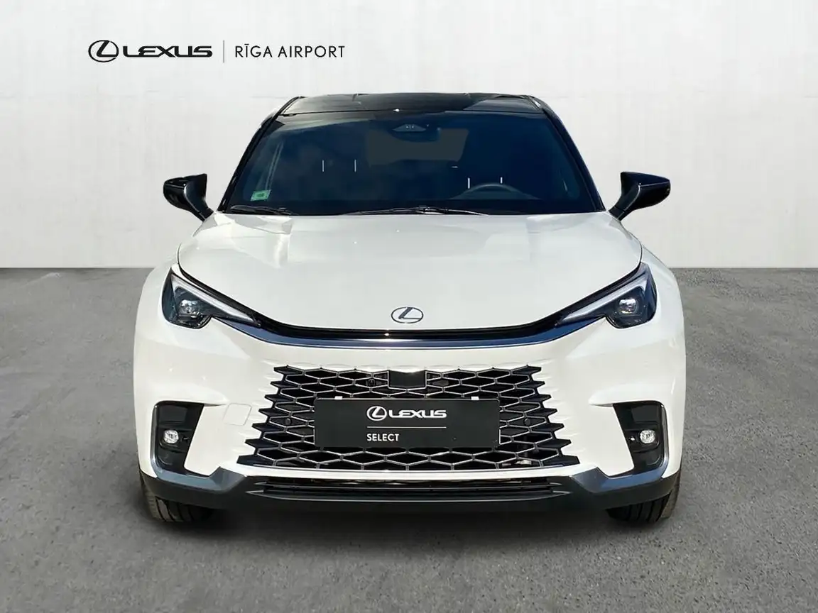 LEXUS LBX