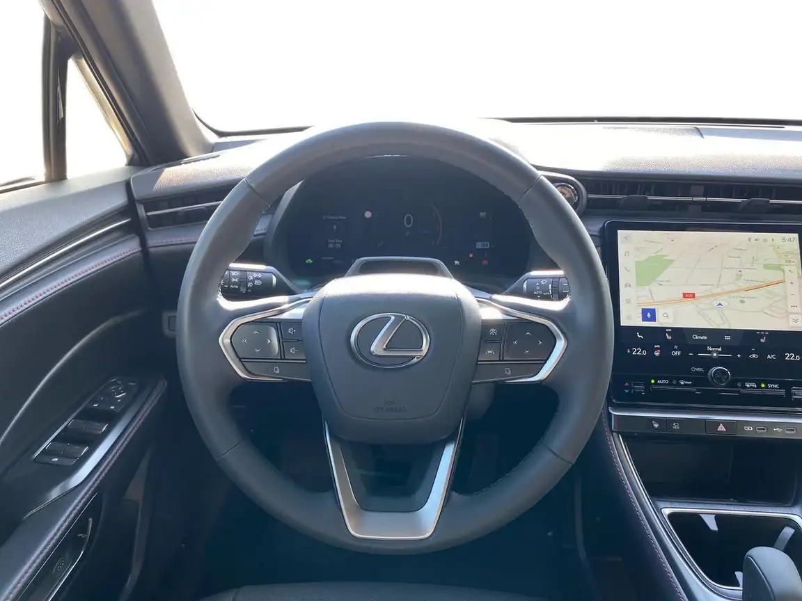 LEXUS LBX