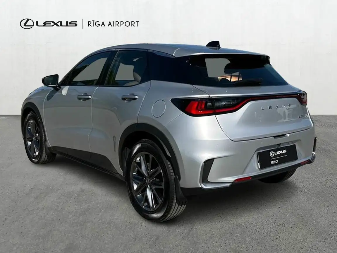 LEXUS LBX