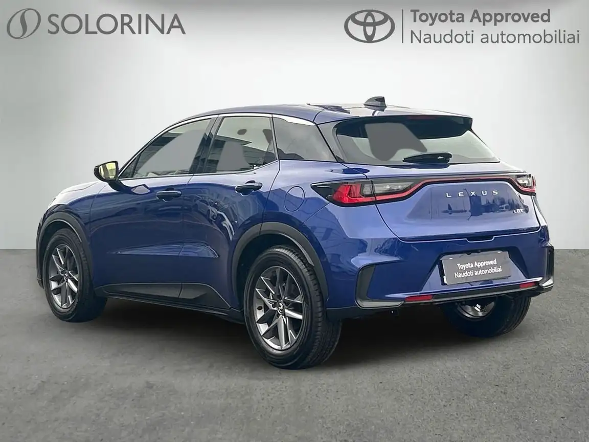 LEXUS LBX