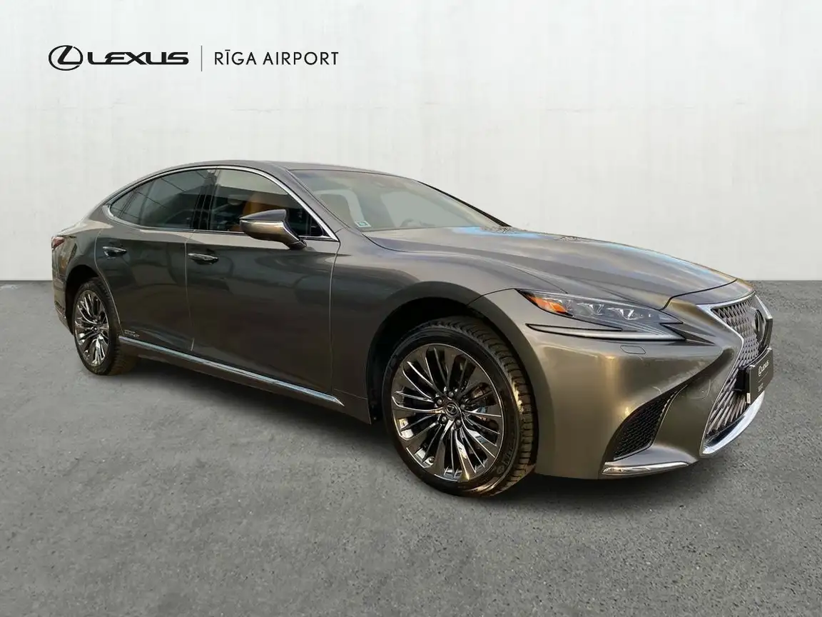 LEXUS LS