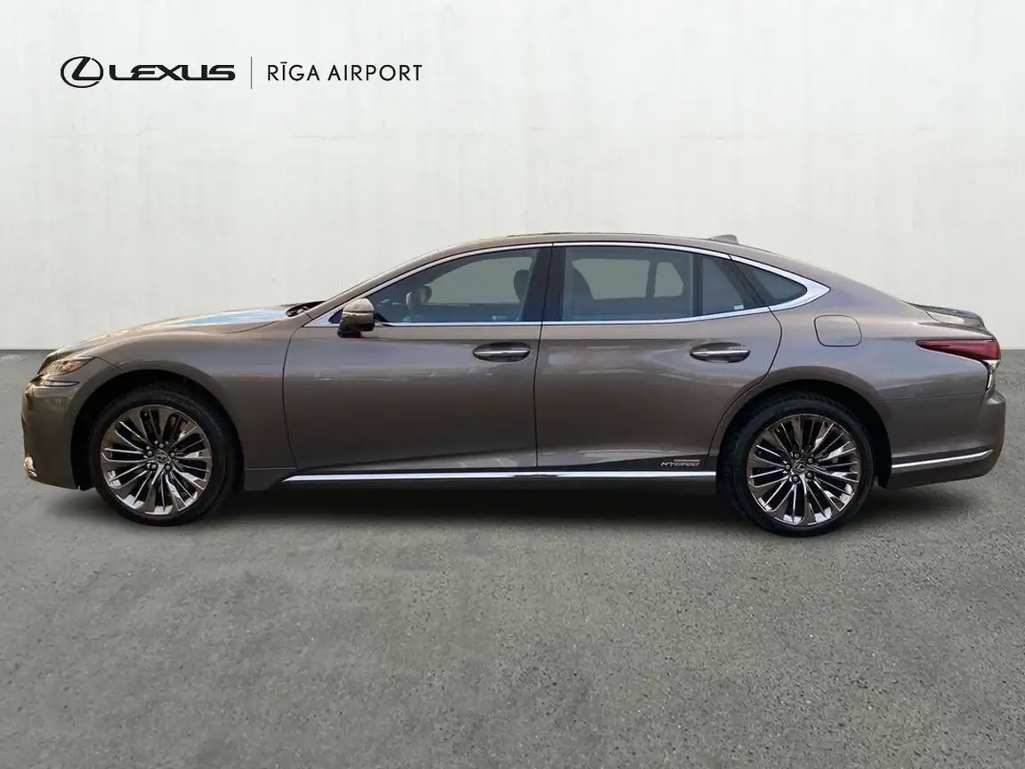 LEXUS LS