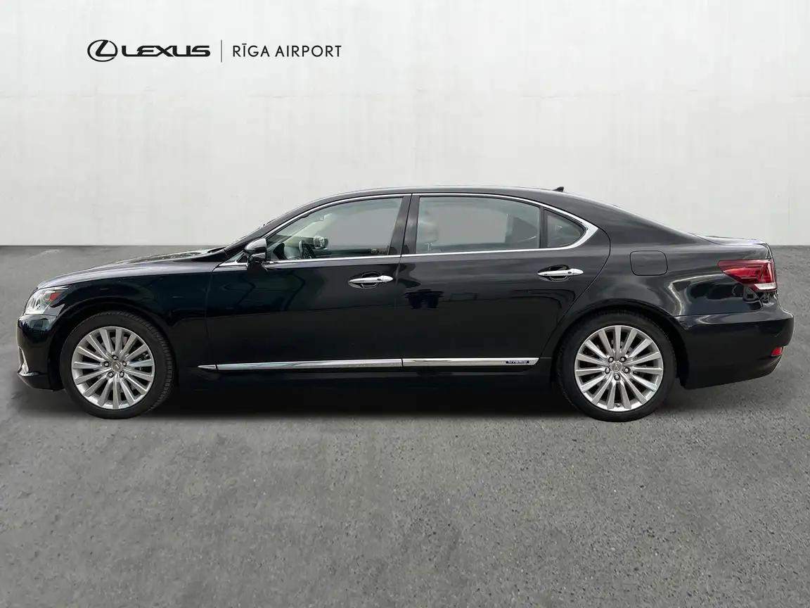 LEXUS LS