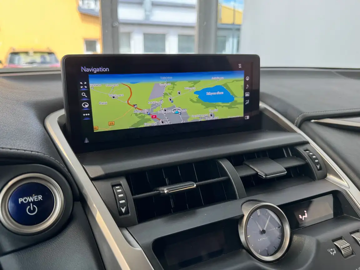 LEXUS NX