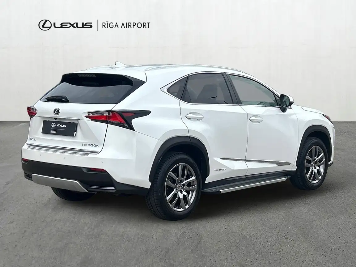 LEXUS NX