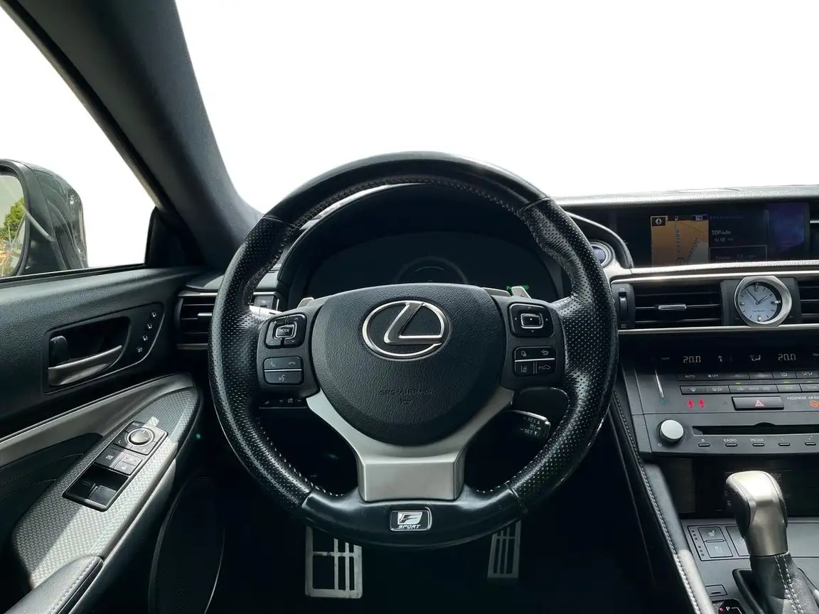 LEXUS RC