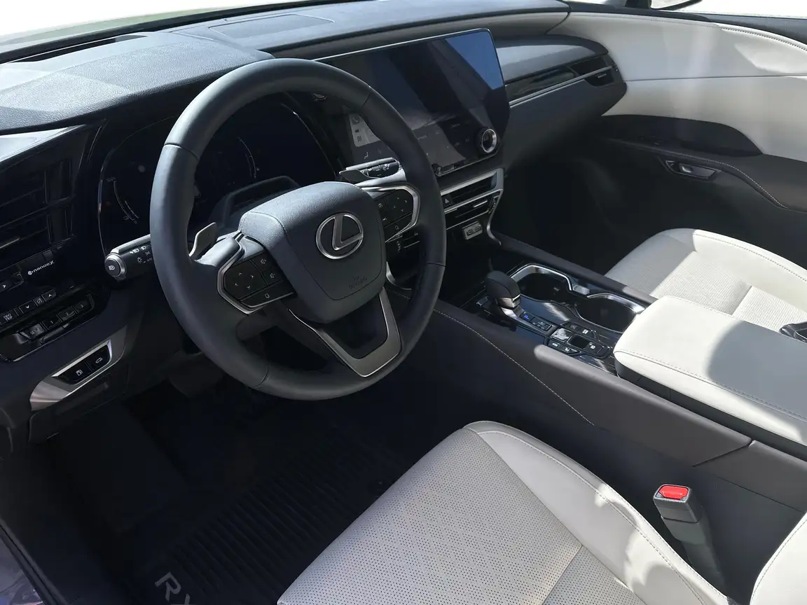 LEXUS RX