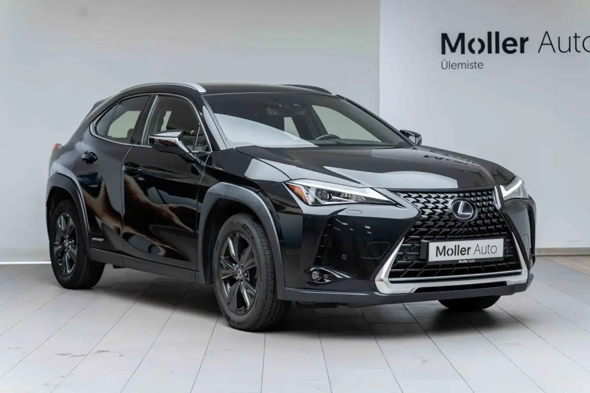 LEXUS UX