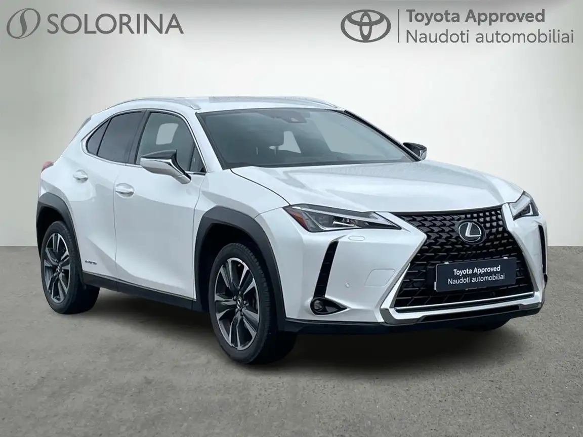 LEXUS UX