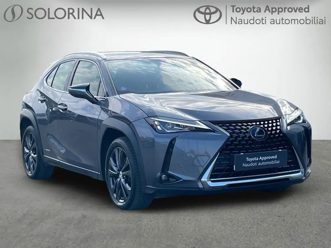 LEXUS UX