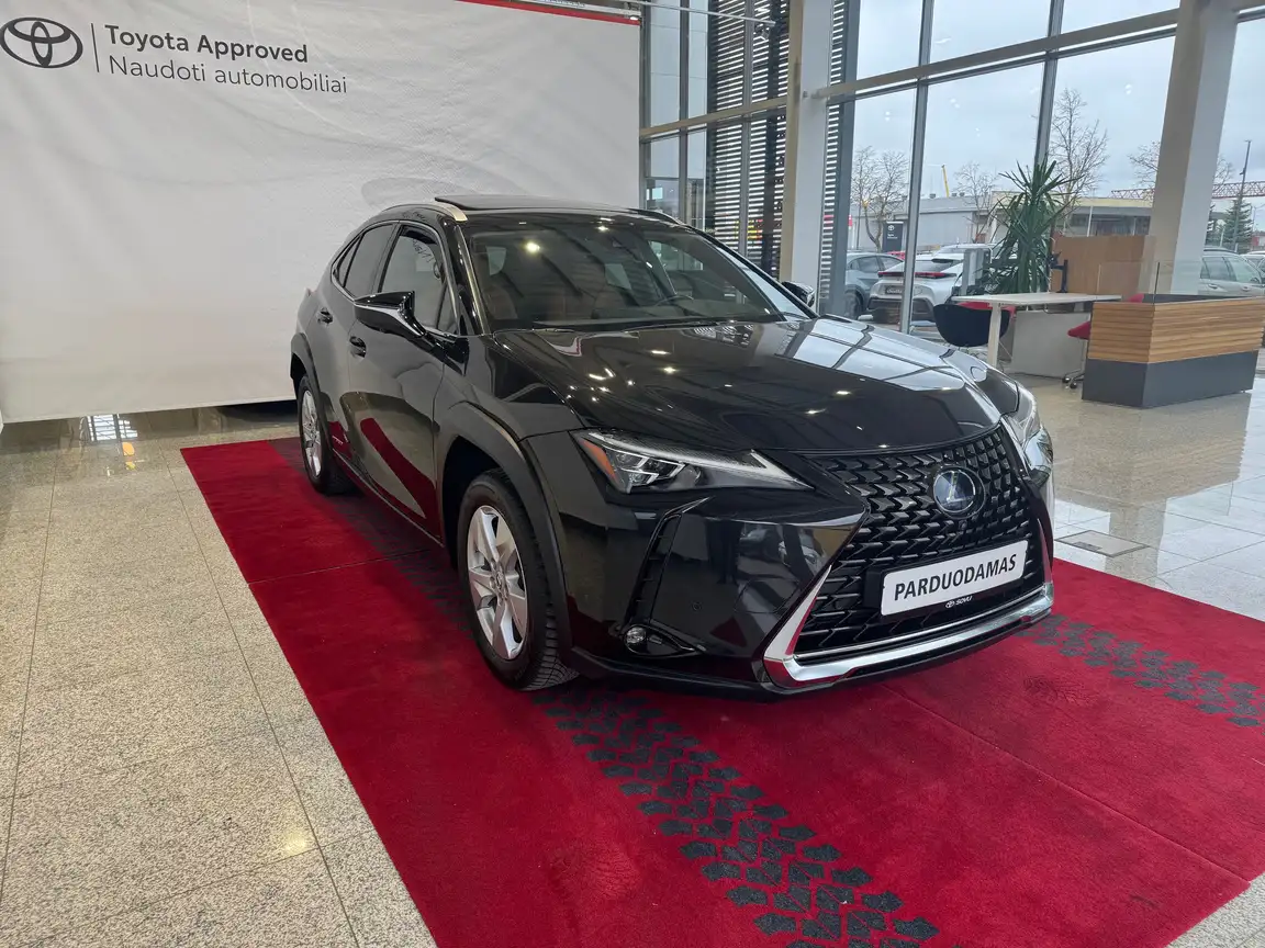 LEXUS UX