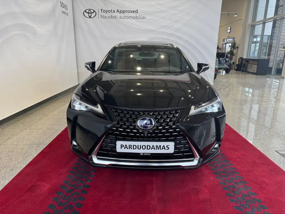 LEXUS UX