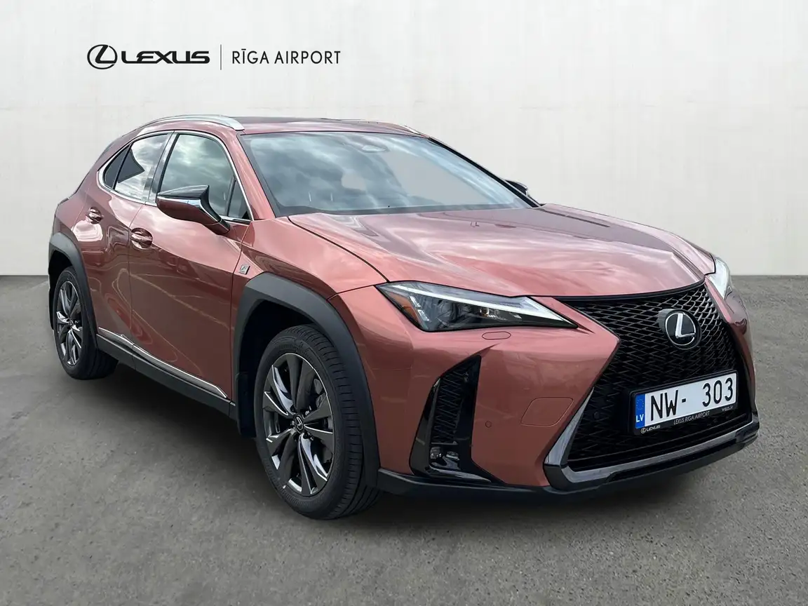 LEXUS UX
