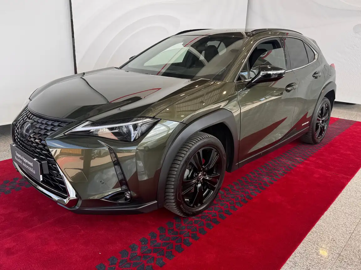LEXUS UX