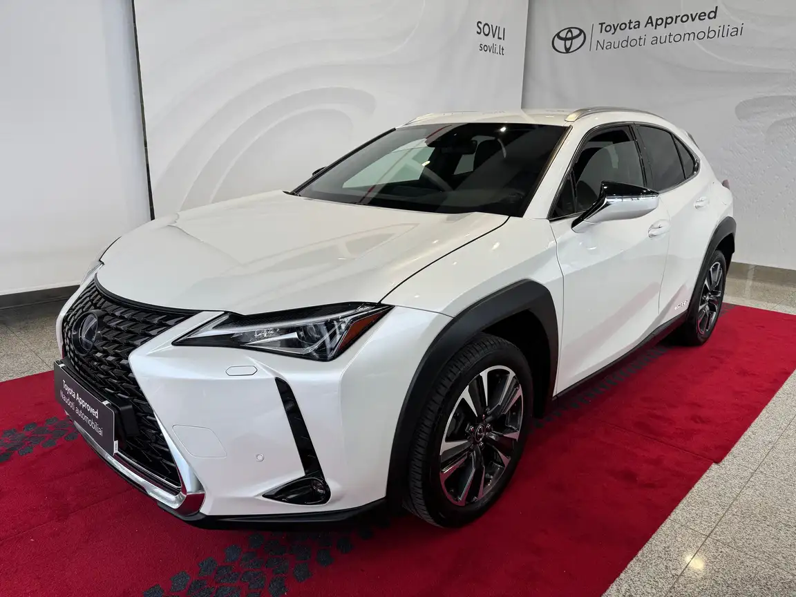 LEXUS UX