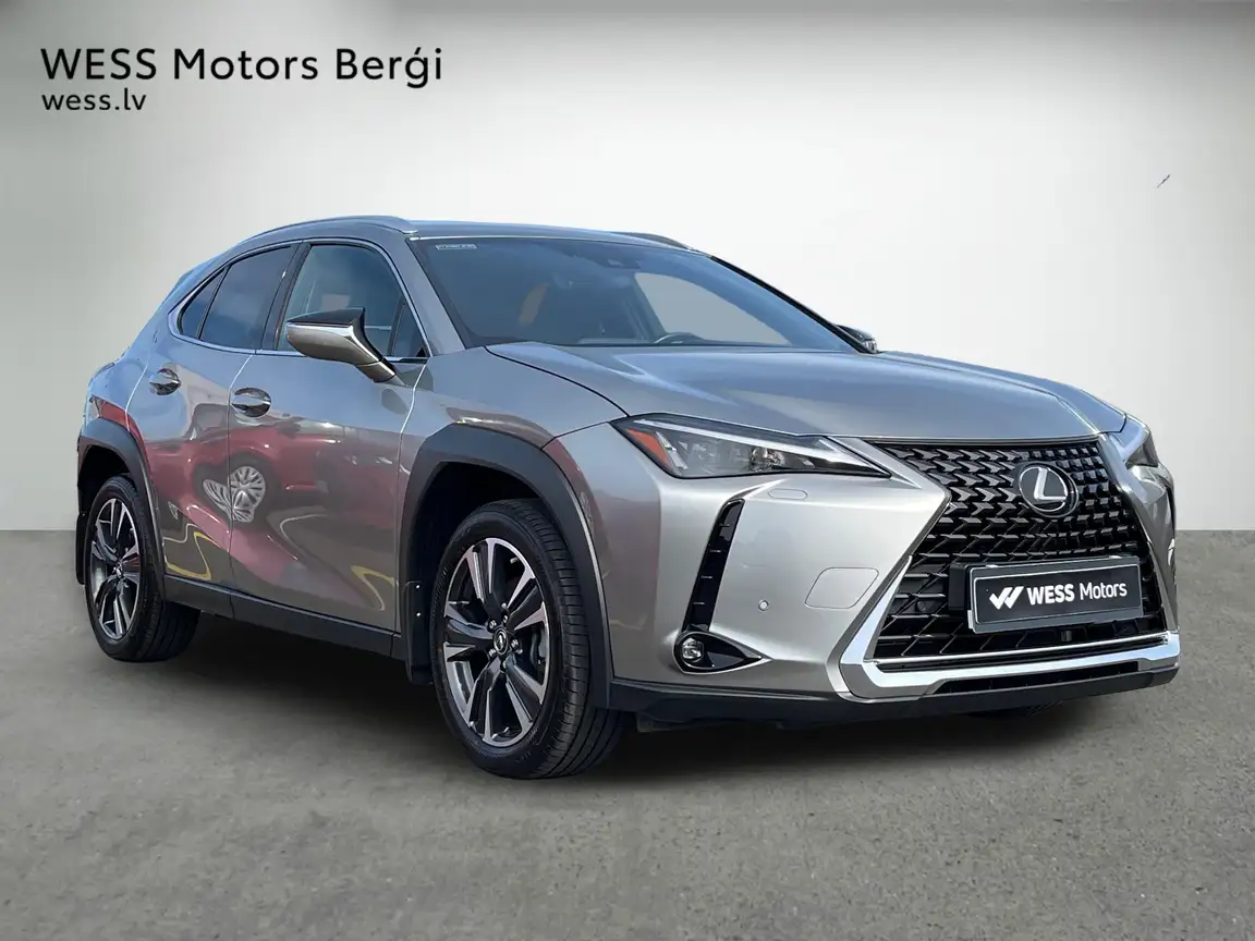 LEXUS UX