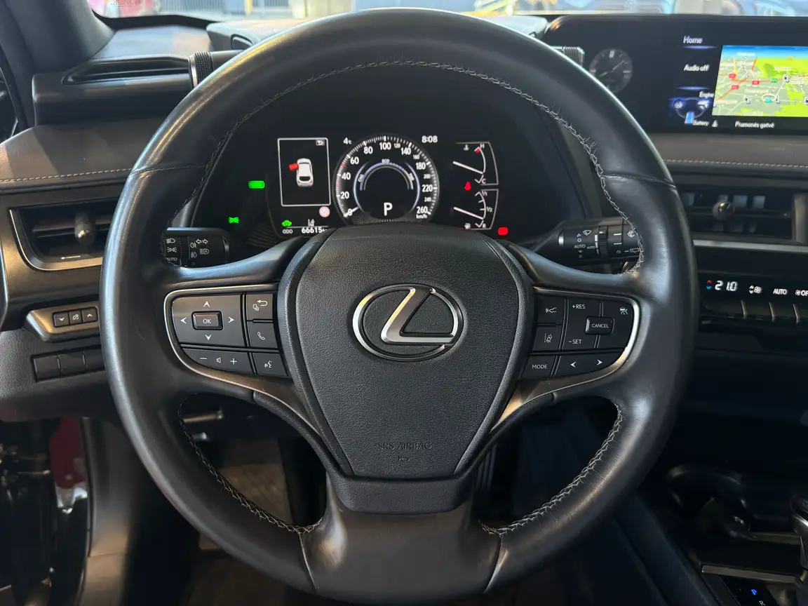 LEXUS UX