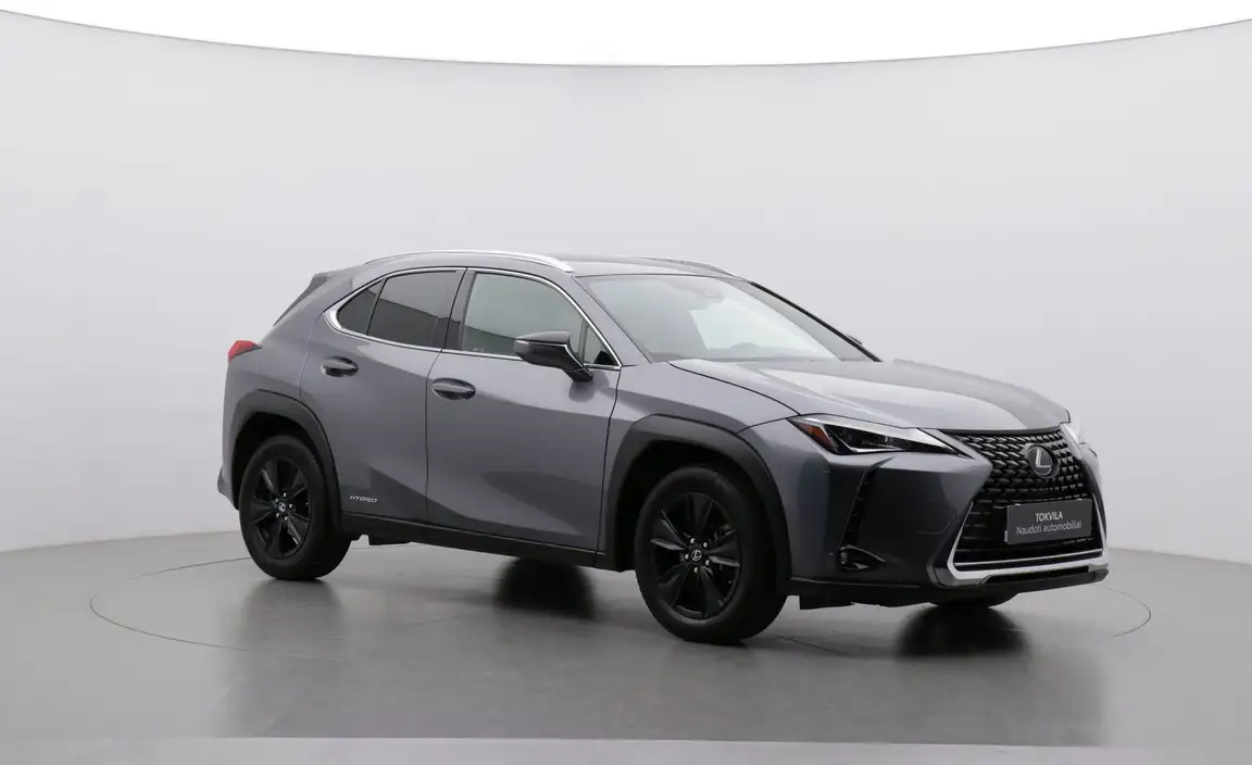 LEXUS UX
