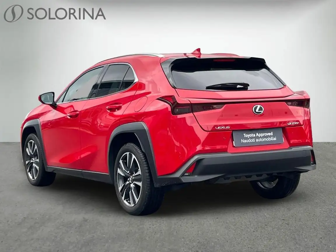 LEXUS UX