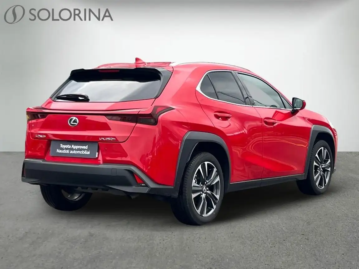 LEXUS UX