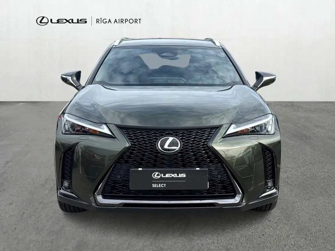 LEXUS UX