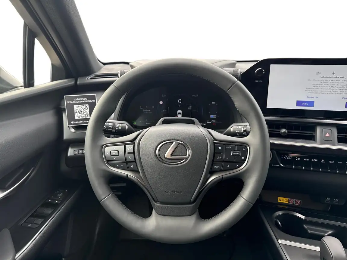 LEXUS UX
