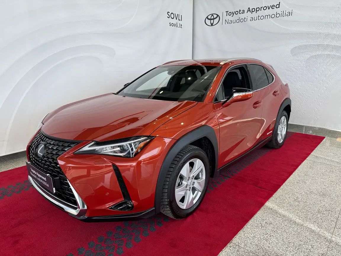 LEXUS UX
