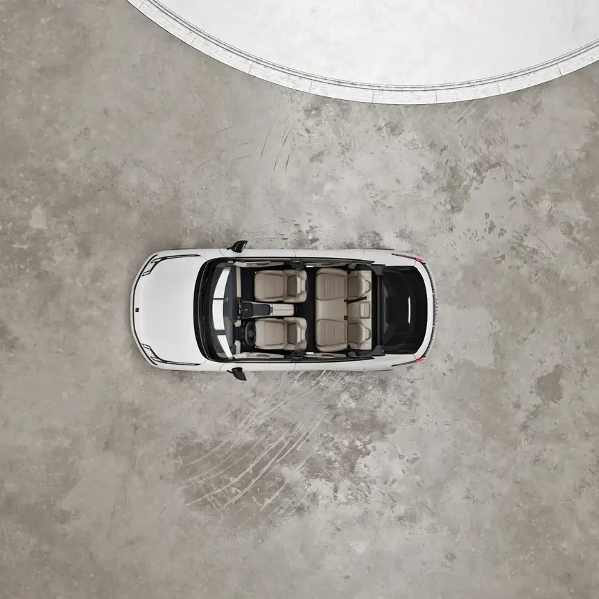 LYNK & CO 08