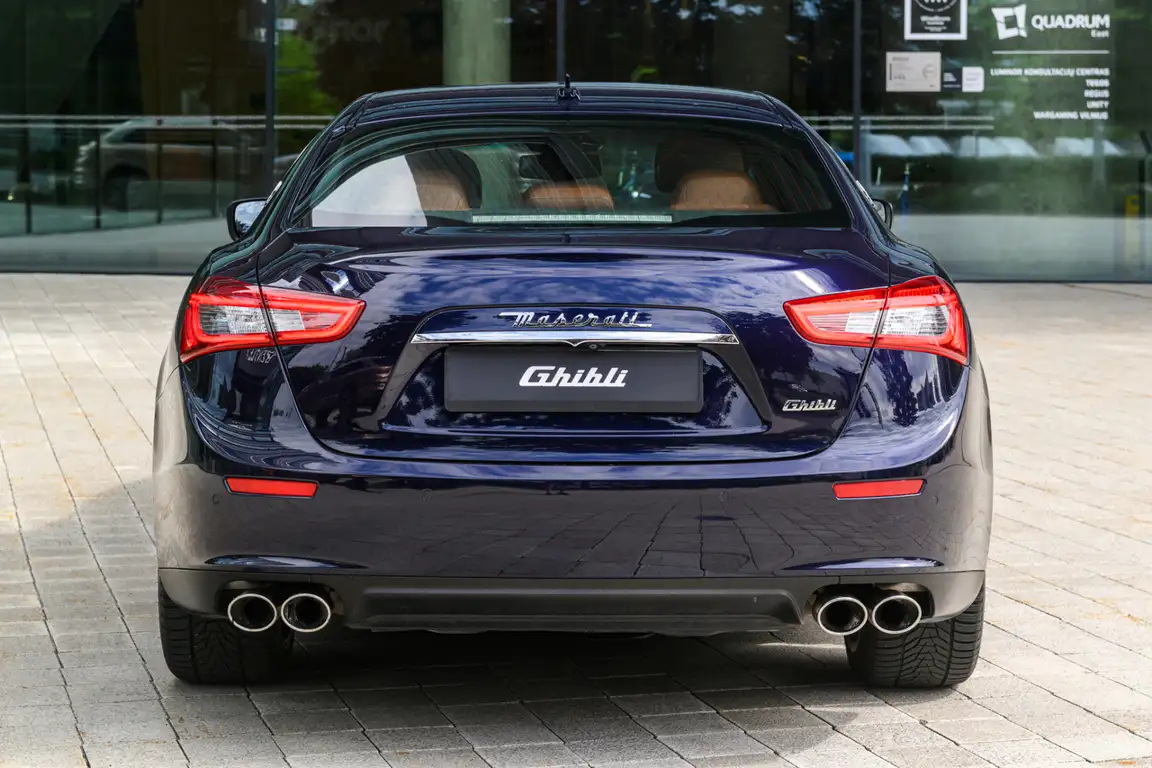 MASERATI GHIBLI