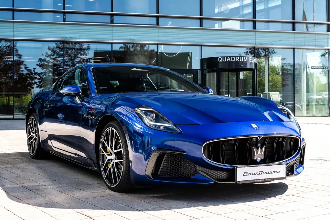 MASERATI GRANTURISMO