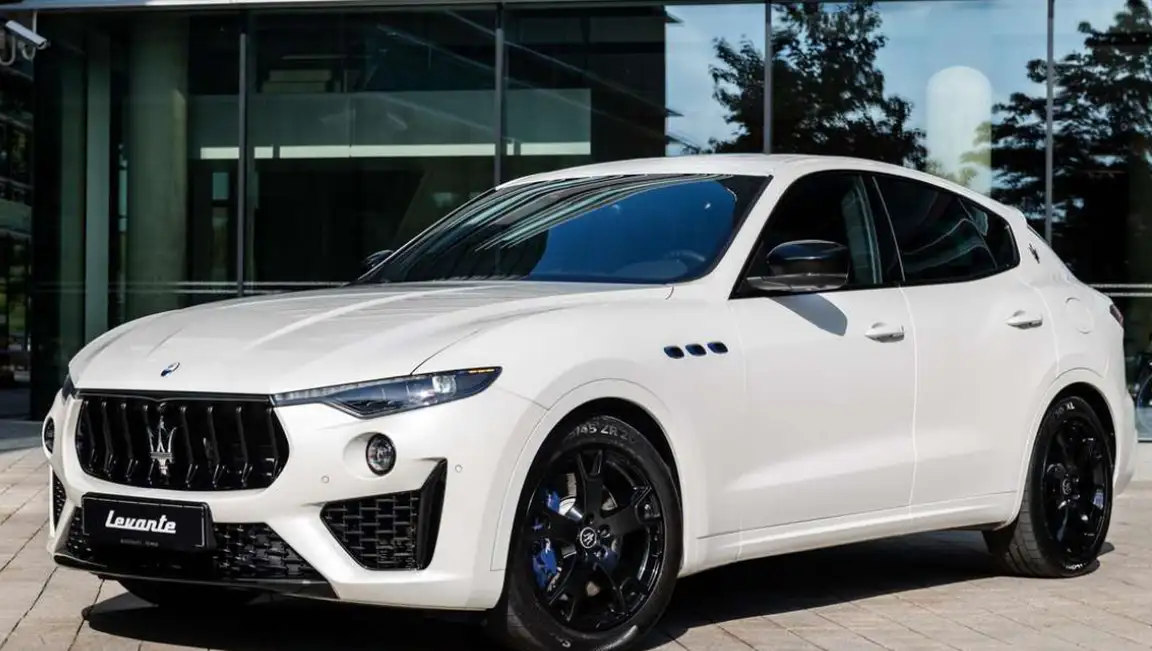 MASERATI LEVANTE