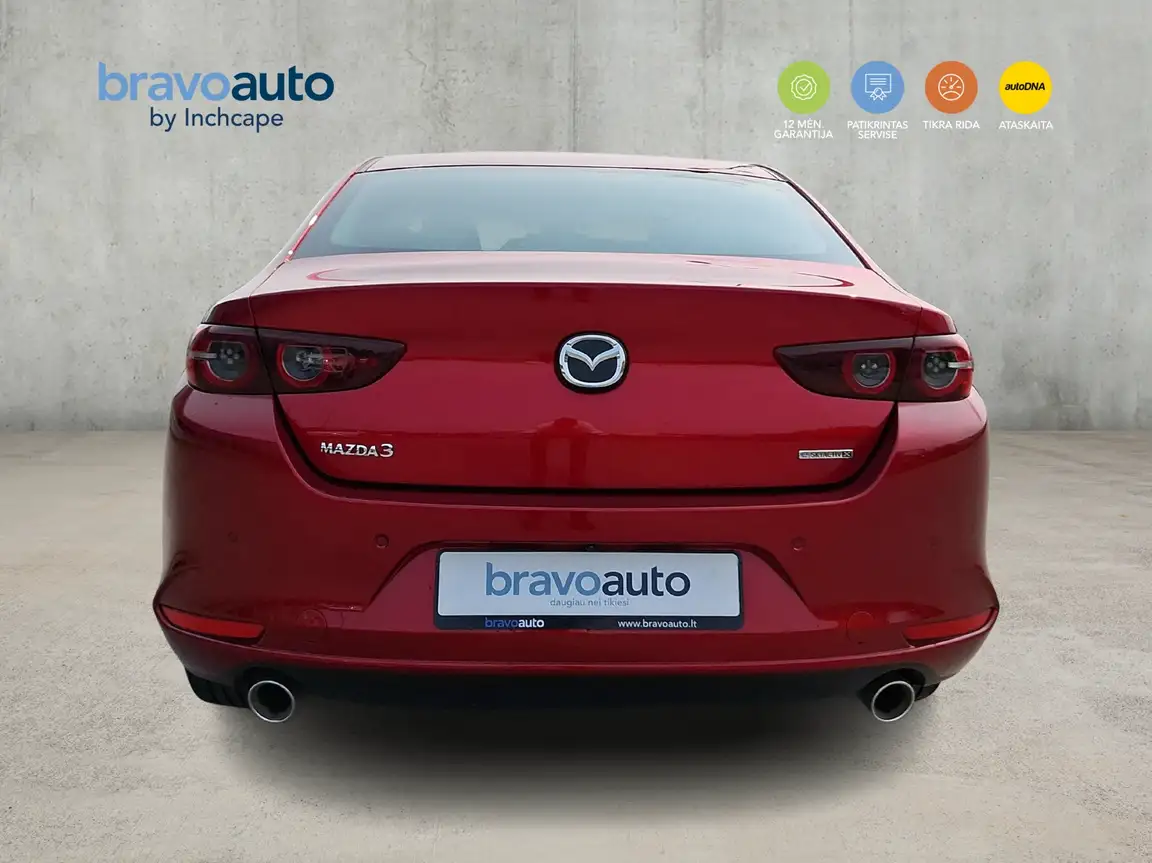 MAZDA 3