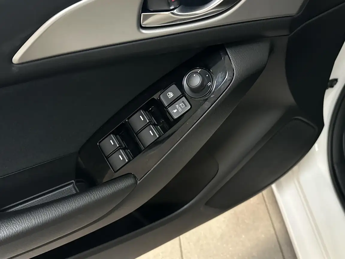 MAZDA NONE