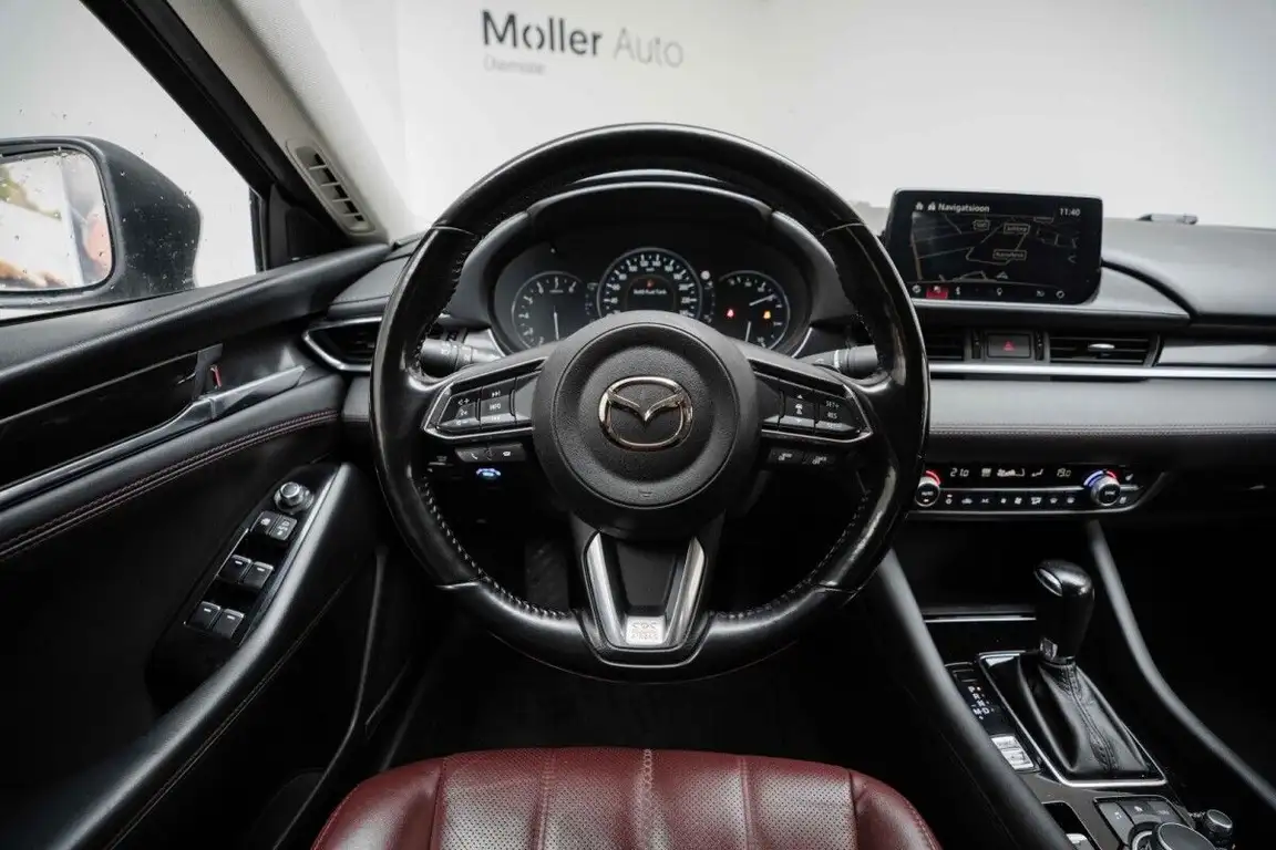 MAZDA 6