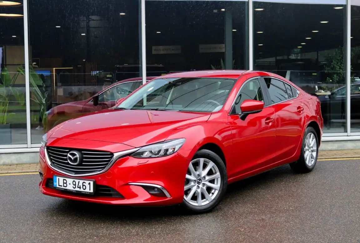 MAZDA 6