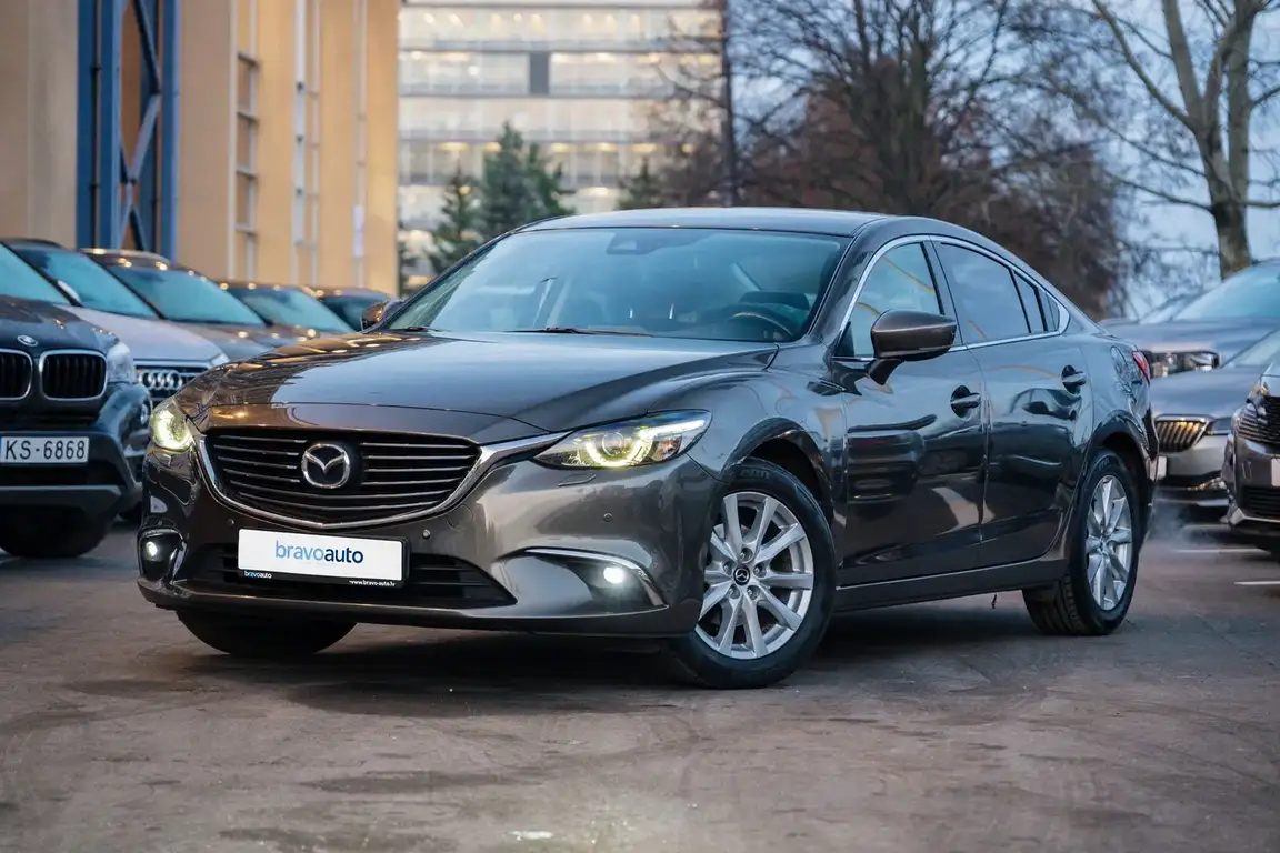 MAZDA 6