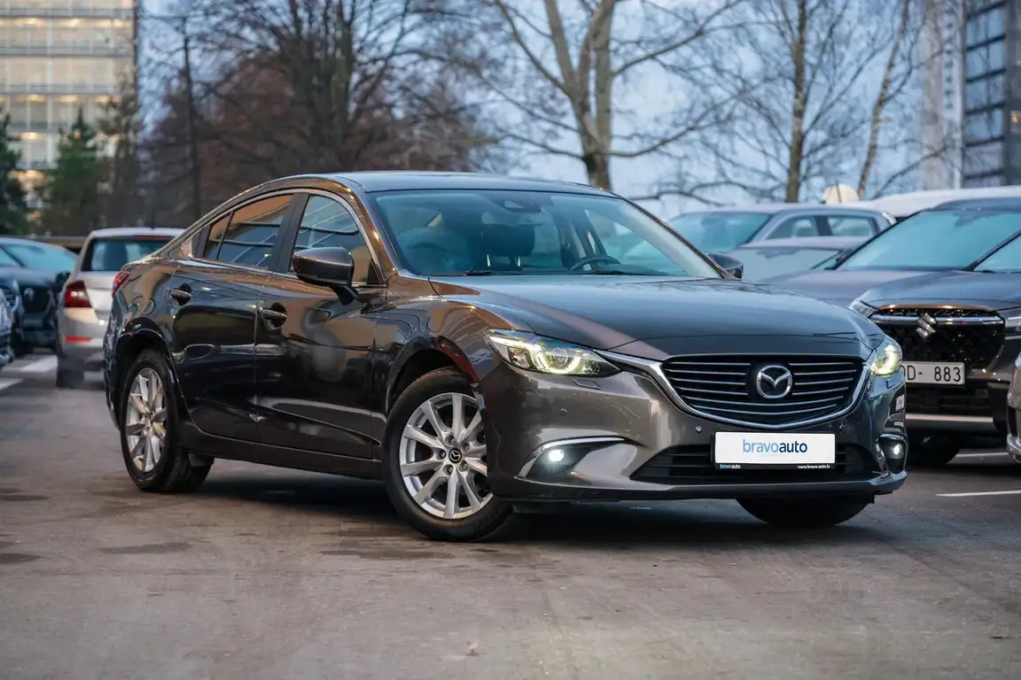 MAZDA 6