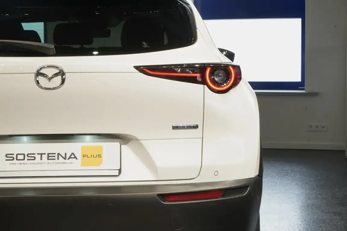 MAZDA CX-30