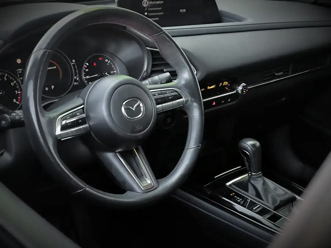 MAZDA CX-30