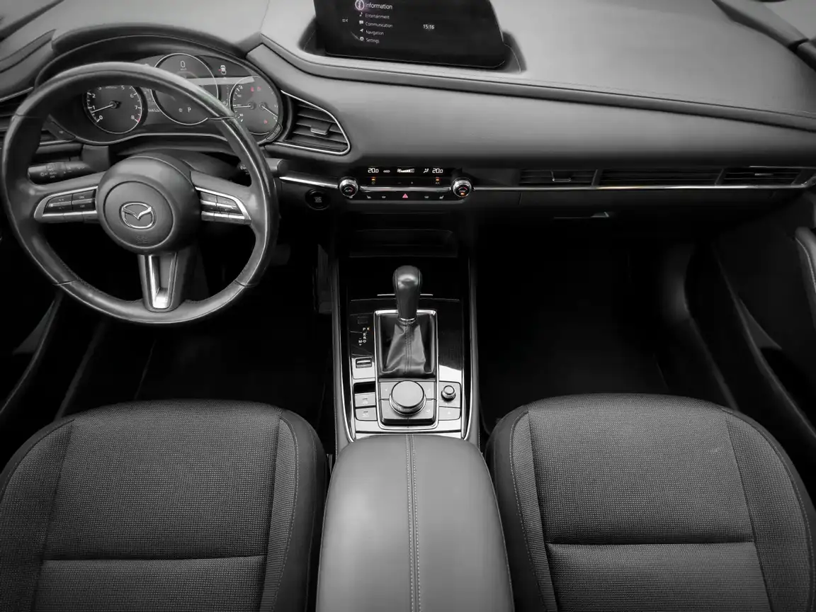 MAZDA CX-30