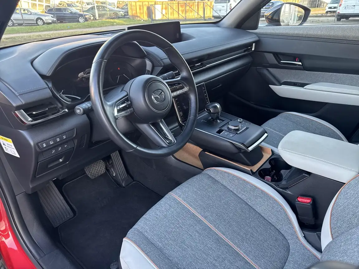 MAZDA MX-30
