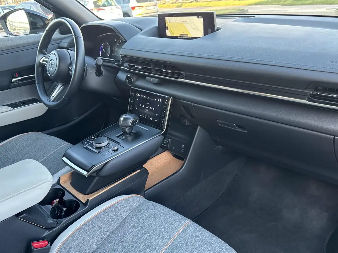 MAZDA MX-30