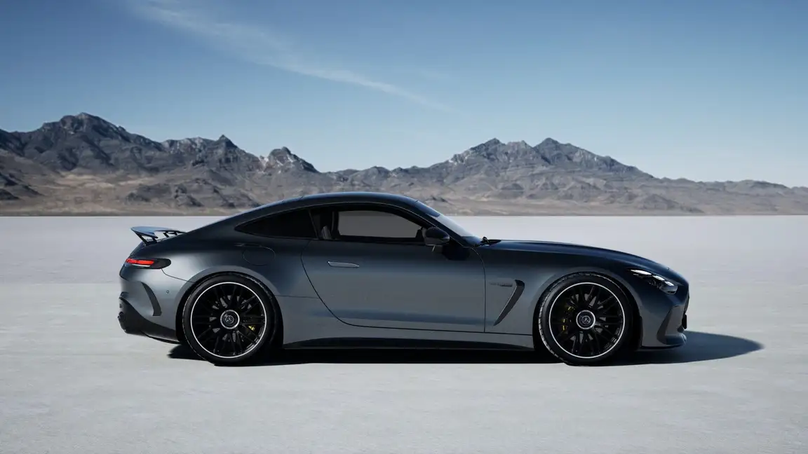 MERCEDES-BENZ AMG GT