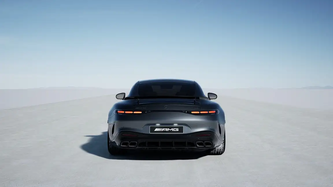 MERCEDES-BENZ AMG GT