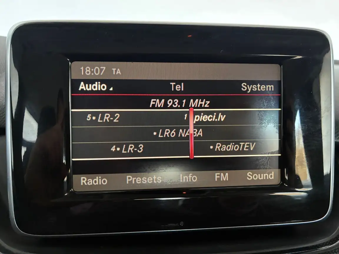 MERCEDES-BENZ B-CLASS