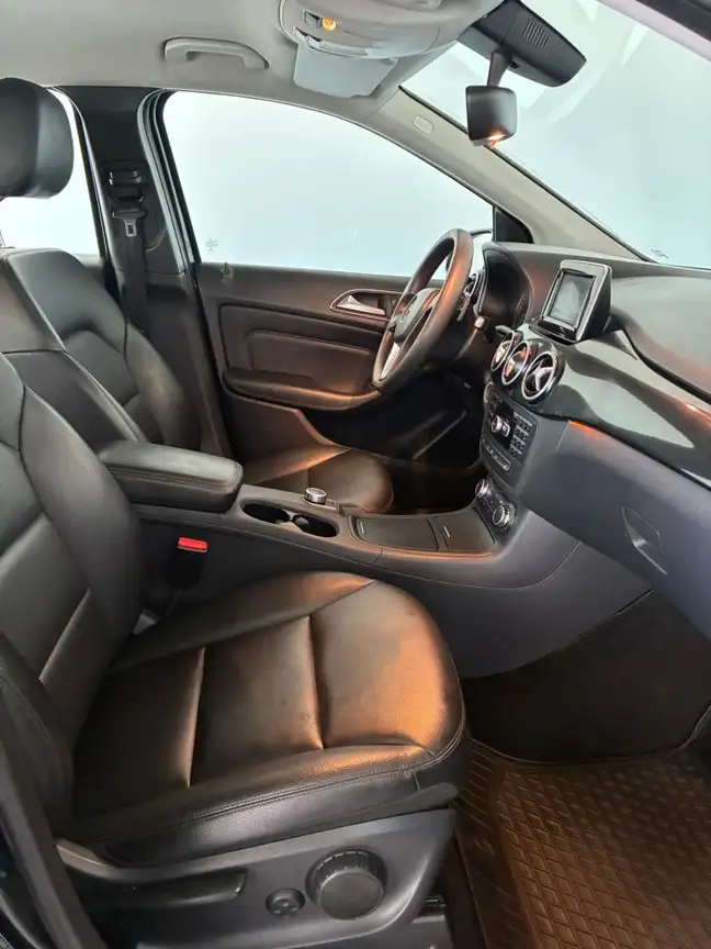 MERCEDES-BENZ B-CLASS